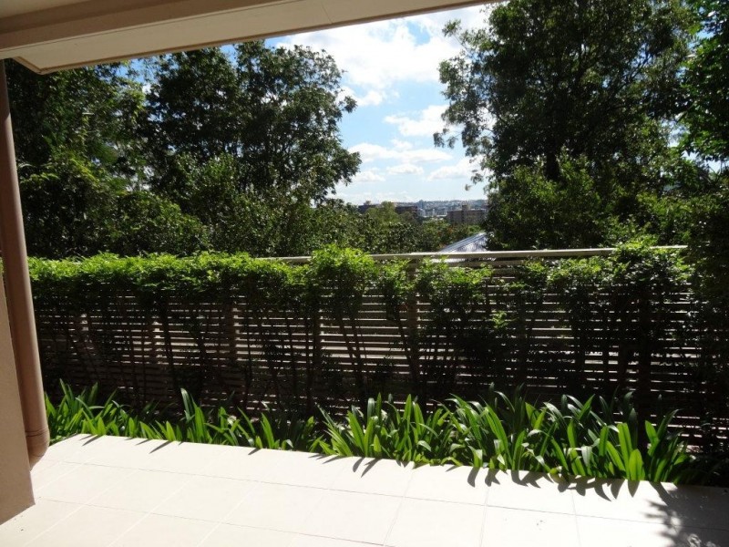 1/58 Highview Terrace, St Lucia QLD 4067