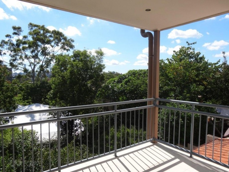 1/58 Highview Terrace, St Lucia QLD 4067