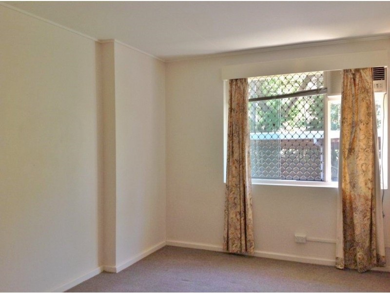 7/5 Sir Fred Schonell Drive, St Lucia QLD 4067