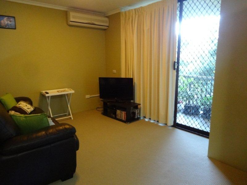 4/151 Central Avenue, Indooroopilly QLD 4068