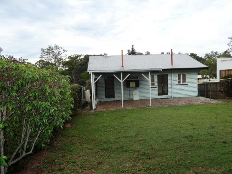 139 Highland Tce, St Lucia QLD 4067