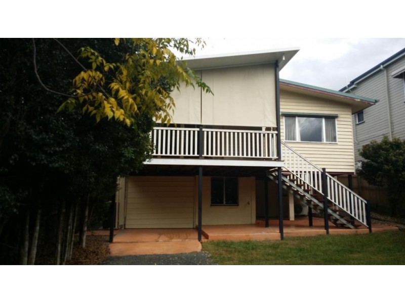 82 White Street, Graceville QLD 4075