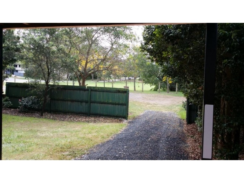 82 White Street, Graceville QLD 4075