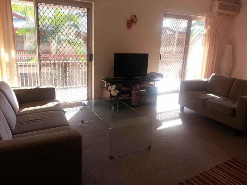 2/19 Finney Road, Indooroopilly QLD 4068
