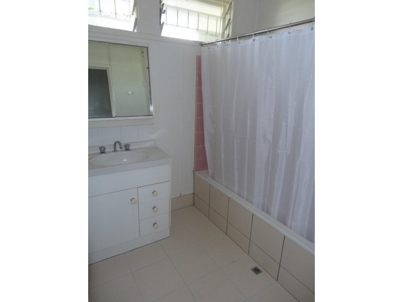 165 Taringa Parade, Indooroopilly QLD 4068