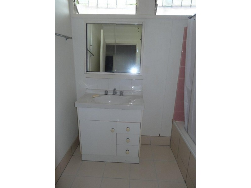 165 Taringa Parade, Indooroopilly QLD 4068