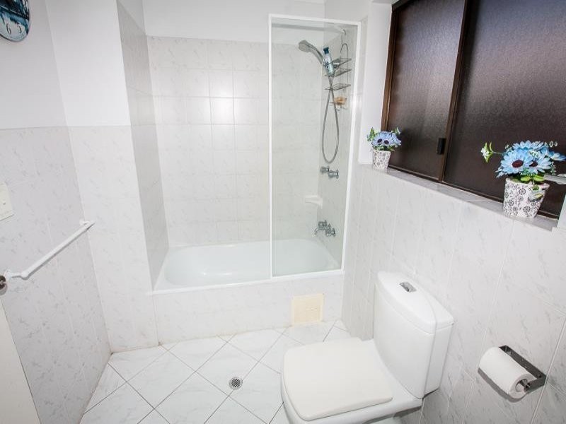 8/16 Foxton Street, Indooroopilly QLD 4068