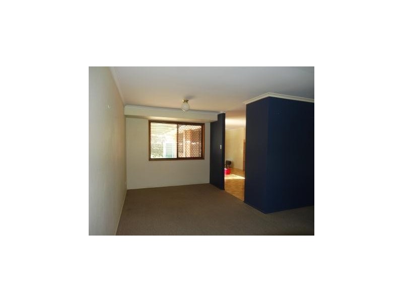 51 Greenford Street, Chapel Hill QLD 4069