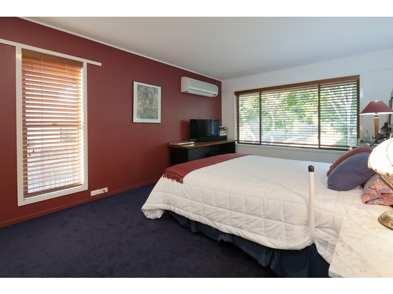 7 Castile Street, Indooroopilly QLD 4068