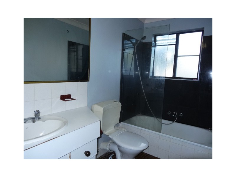 3/5 Grosvenor Road, Indooroopilly QLD 4068