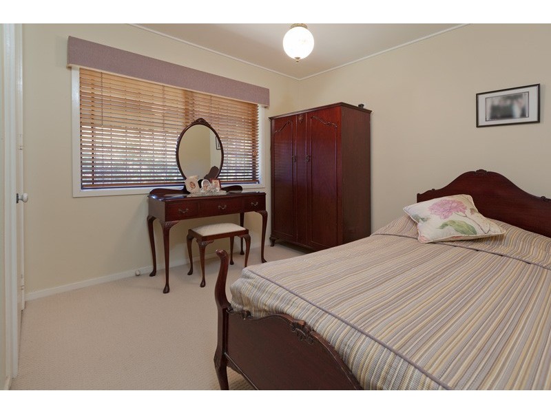 22 Scenic Road, Kenmore QLD 4069