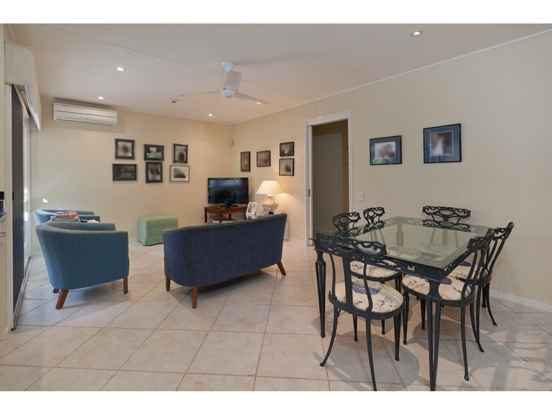 22 Scenic Road, Kenmore QLD 4069