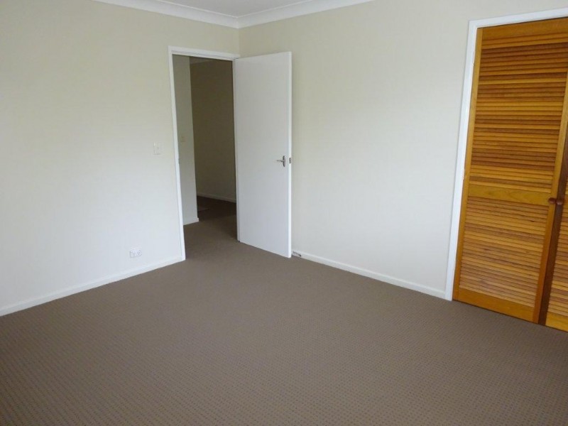 59 Trenton Street, Kenmore QLD 4069