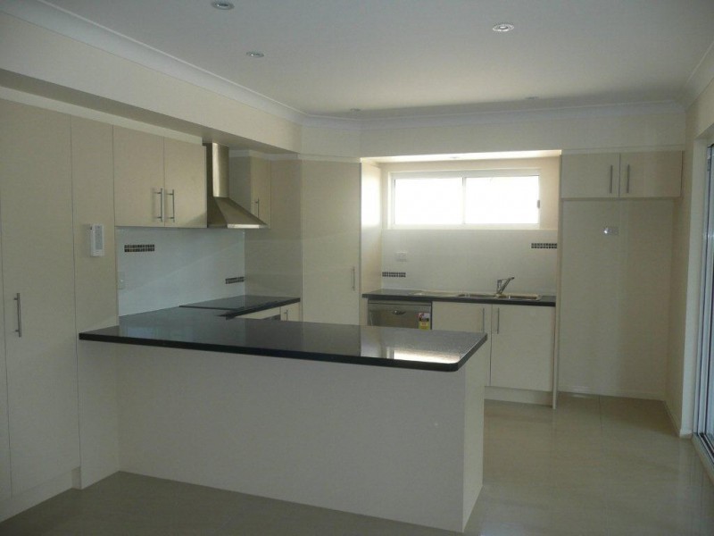 4/14 Finney Road, Indooroopilly QLD 4068