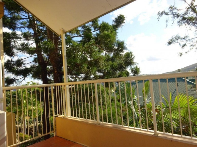 11/15 Clarence Road, Indooroopilly QLD 4068