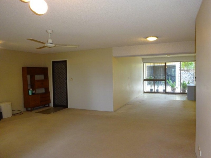 33 Rokeby Terrace, Taringa QLD 4068