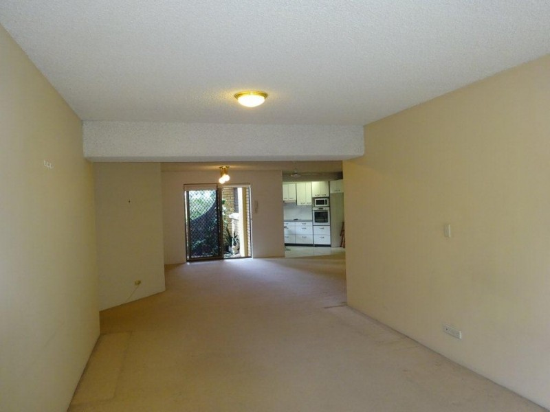 33 Rokeby Terrace, Taringa QLD 4068