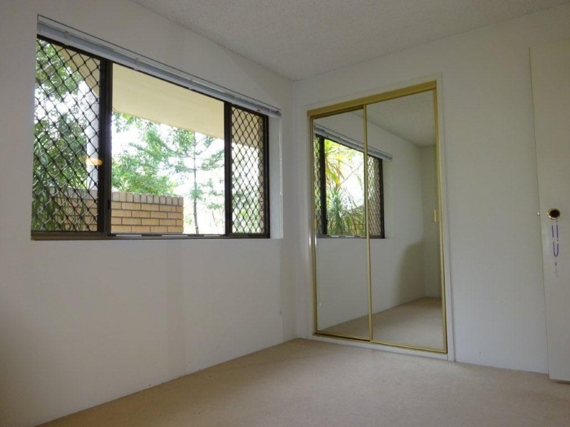 33 Rokeby Terrace, Taringa QLD 4068