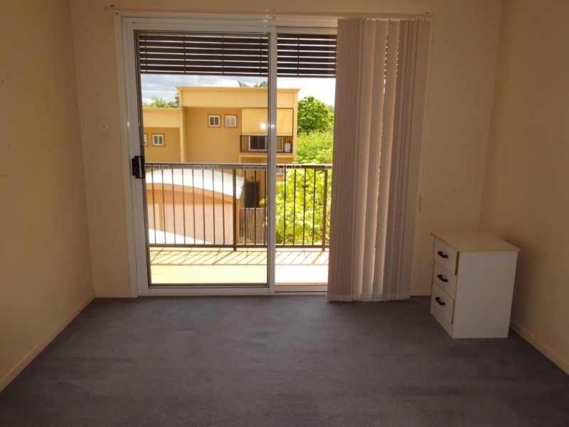 4/30 Foxton Street, Indooroopilly QLD 4068