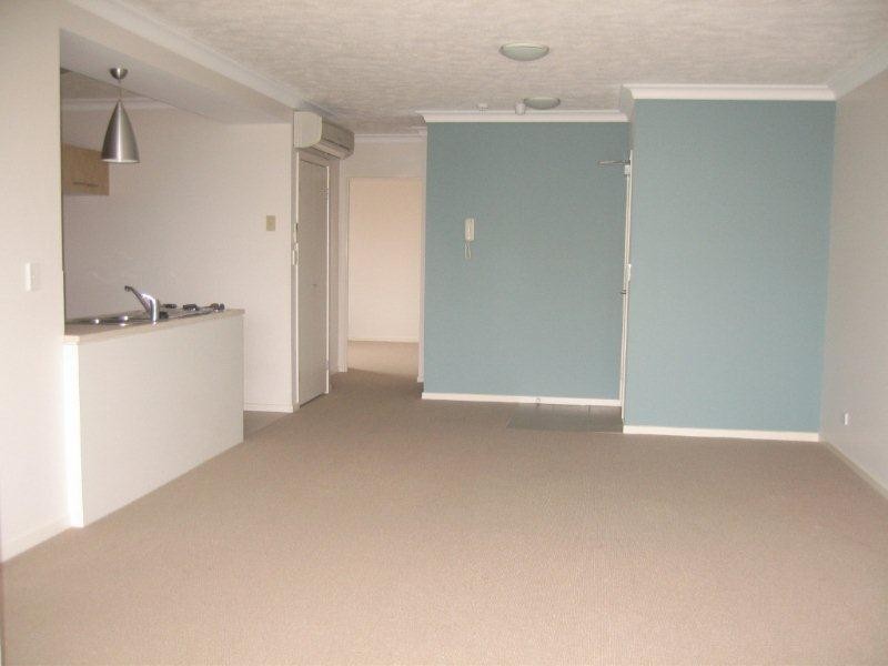 16 Grosvenor Road, Indooroopilly QLD 4068