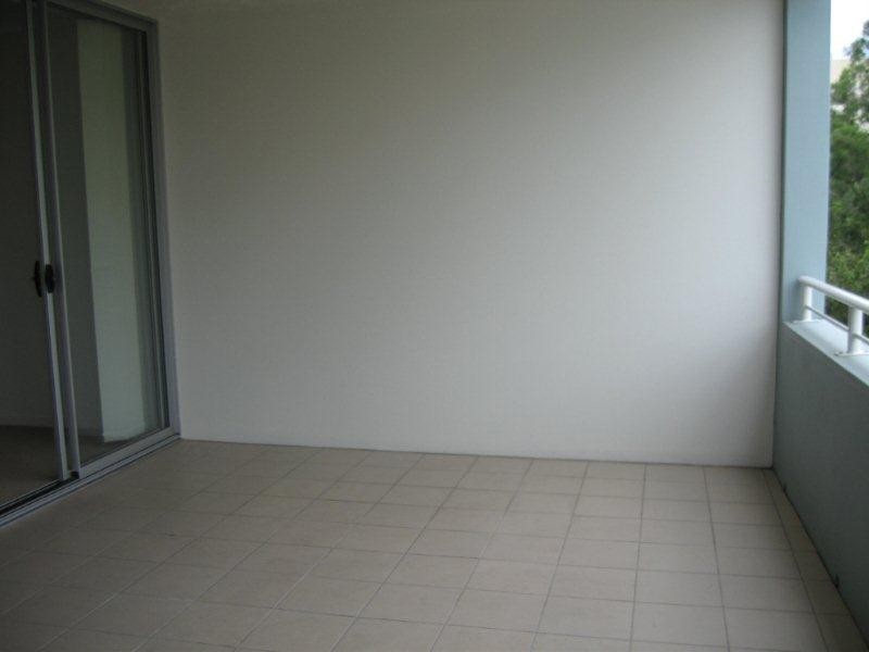 16 Grosvenor Road, Indooroopilly QLD 4068