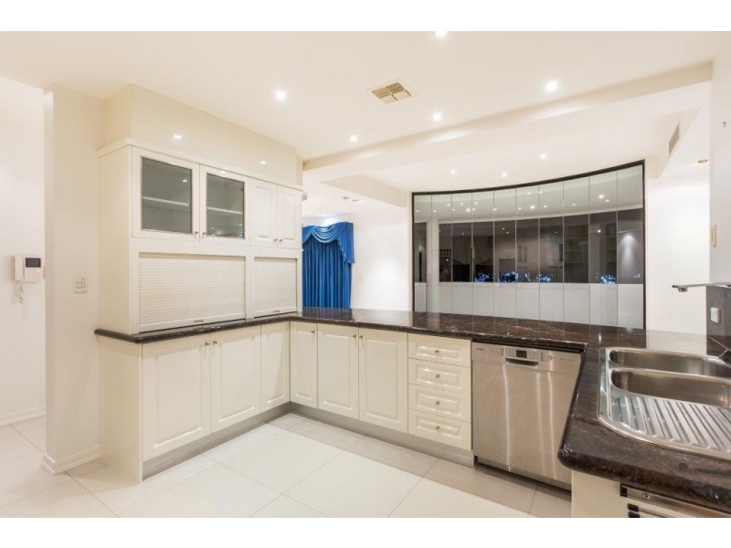 4/46 Lambert Road, Indooroopilly QLD 4068