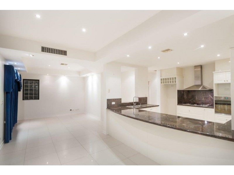 4/46 Lambert Road, Indooroopilly QLD 4068