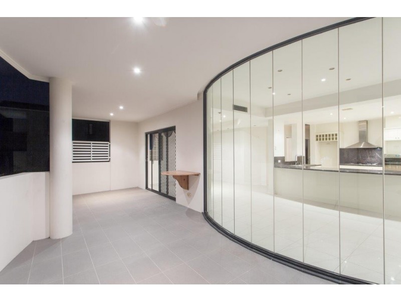 4/46 Lambert Road, Indooroopilly QLD 4068