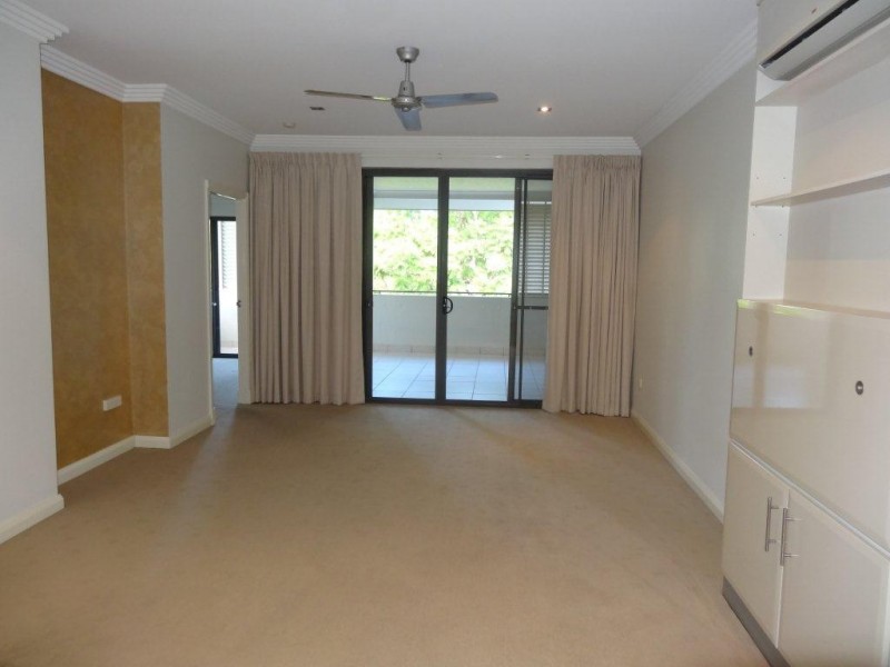 8/146 Clarence Road, Indooroopilly QLD 4068