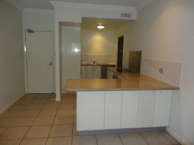 8/146 Clarence Road, Indooroopilly QLD 4068