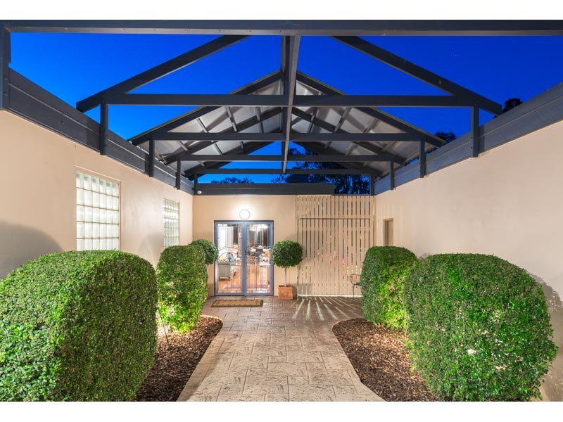 75 Jilba Street, Indooroopilly QLD 4068