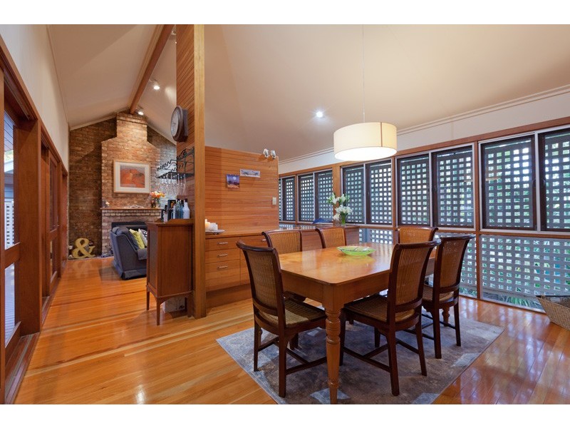 144 Fleming Road, Chapel Hill QLD 4069