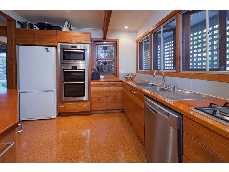 144 Fleming Road, Chapel Hill QLD 4069