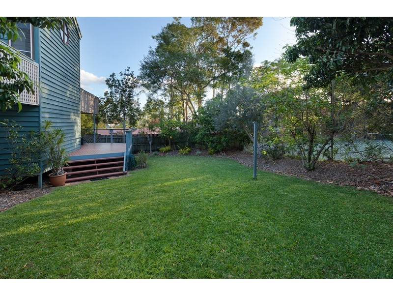 144 Fleming Road, Chapel Hill QLD 4069
