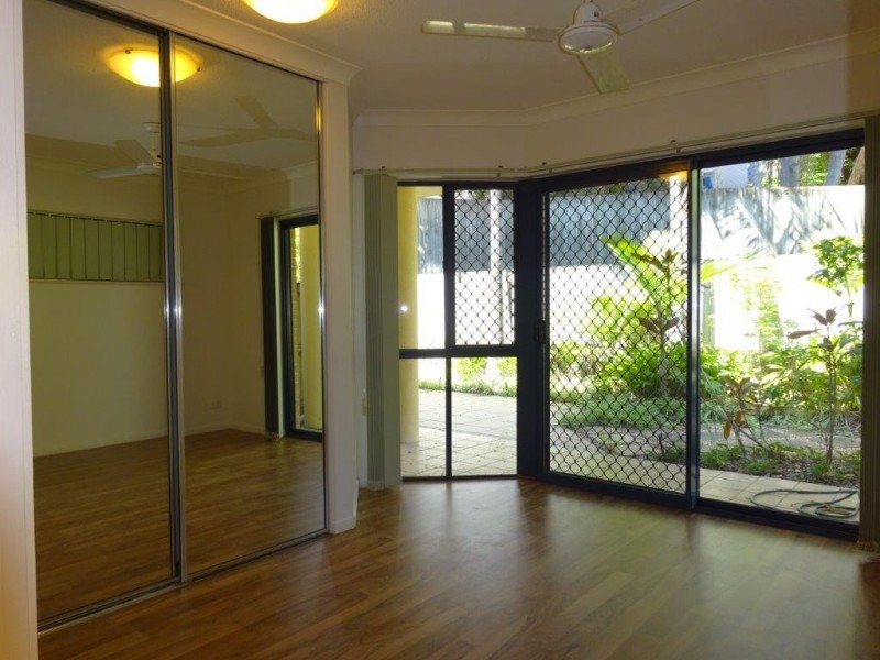 4/52 York Street, Indooroopilly QLD 4068