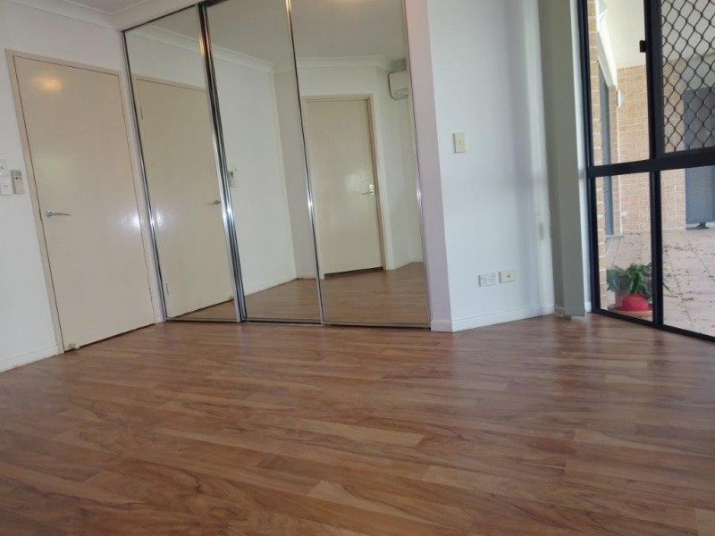 4/52 York Street, Indooroopilly QLD 4068