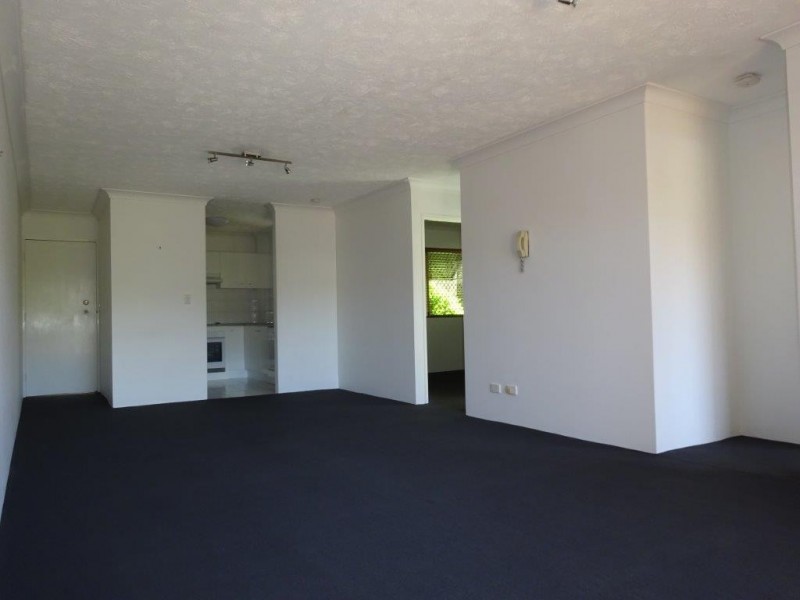 68 Waverley Road, Taringa QLD 4068