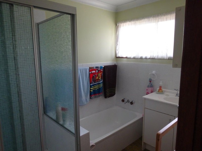 104 Almeida Street, Indooroopilly QLD 4068