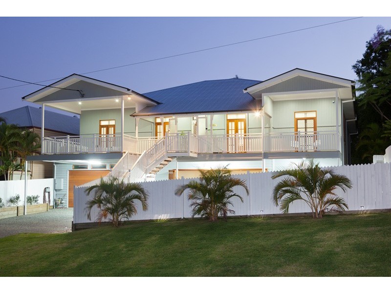 30 Gladstone Street, Indooroopilly QLD 4068