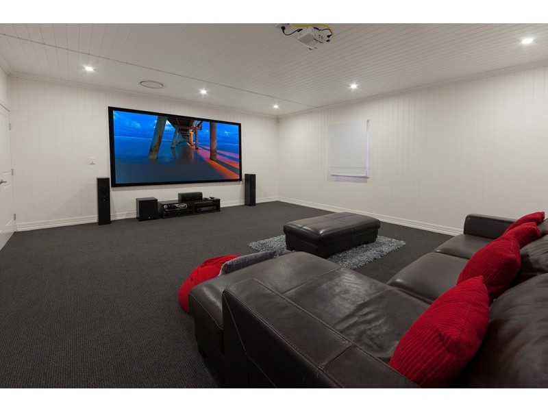 30 Gladstone Street, Indooroopilly QLD 4068