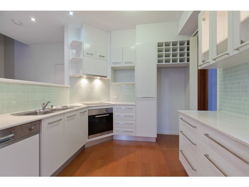 3/28 Central Avenue, Indooroopilly QLD 4068