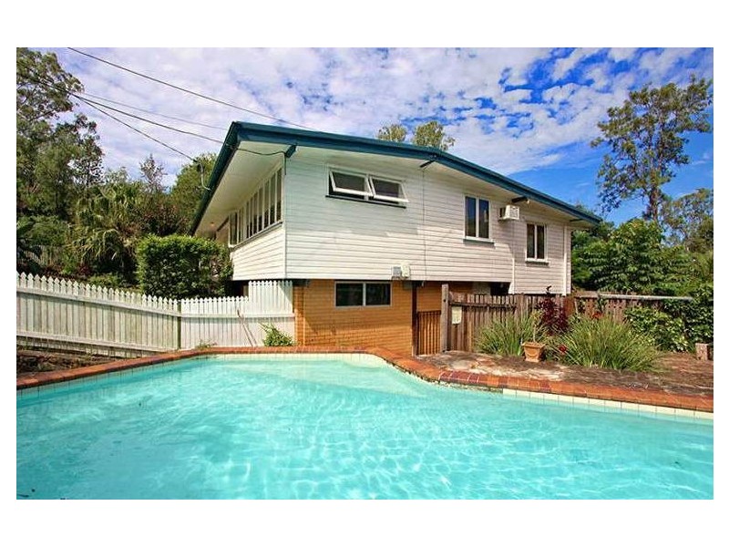 45 Almeida Street, Indooroopilly QLD 4068