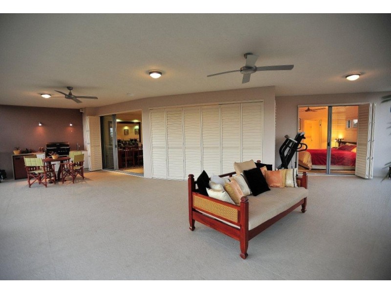 4/52 Underhill Avenue, Indooroopilly QLD 4068