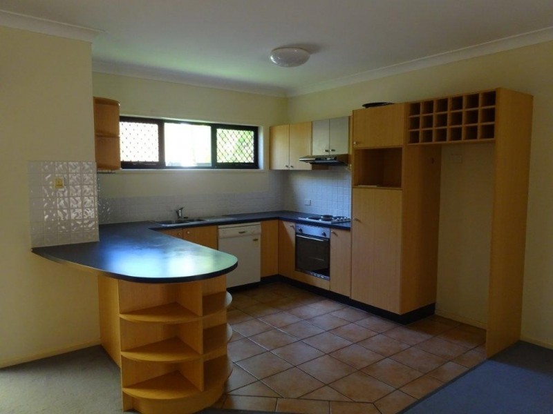 12/122 Central Avenue, Indooroopilly QLD 4068