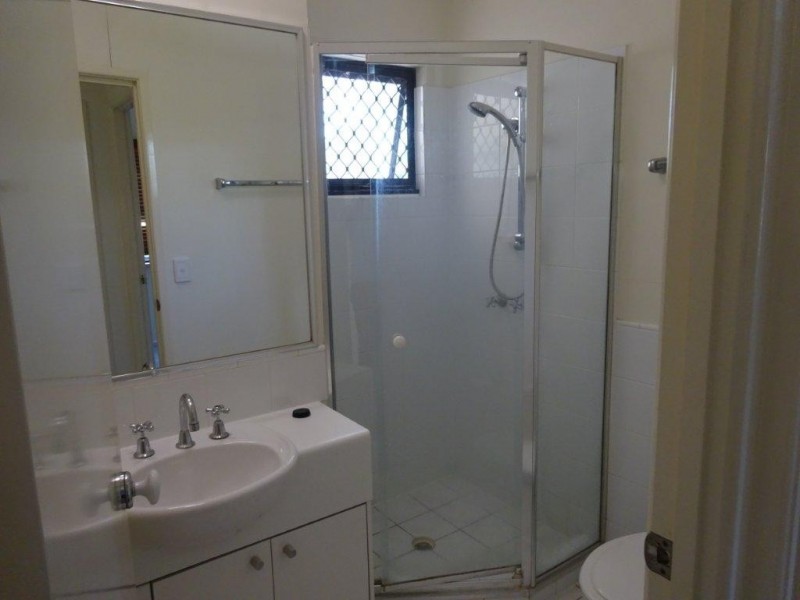 12/122 Central Avenue, Indooroopilly QLD 4068