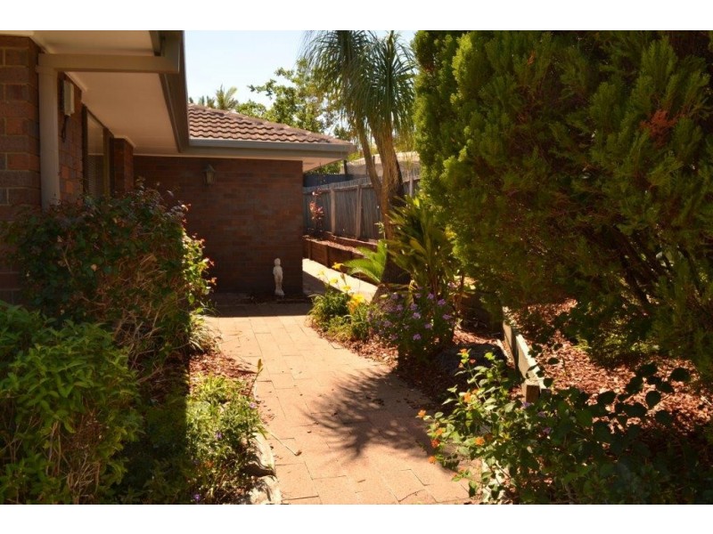 32 Prosser Street, Riverhills QLD 4074