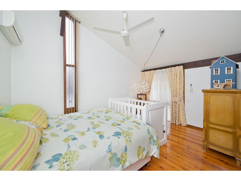 14 Marney Street, Chapel Hill QLD 4069