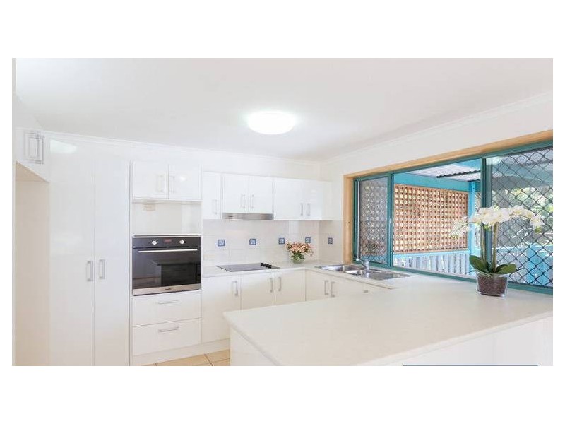 78 Orchard Terrace, St Lucia QLD 4067