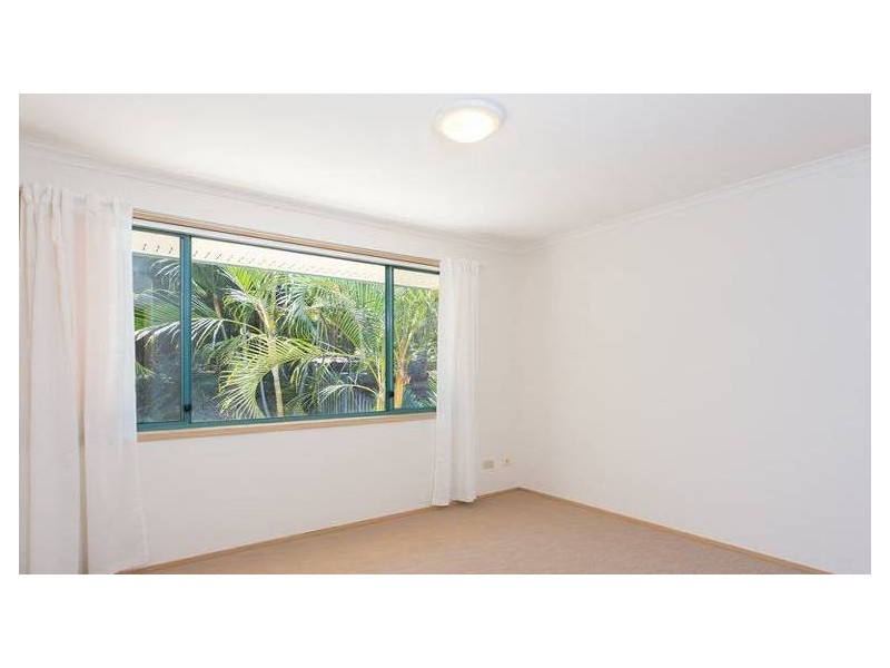 78 Orchard Terrace, St Lucia QLD 4067