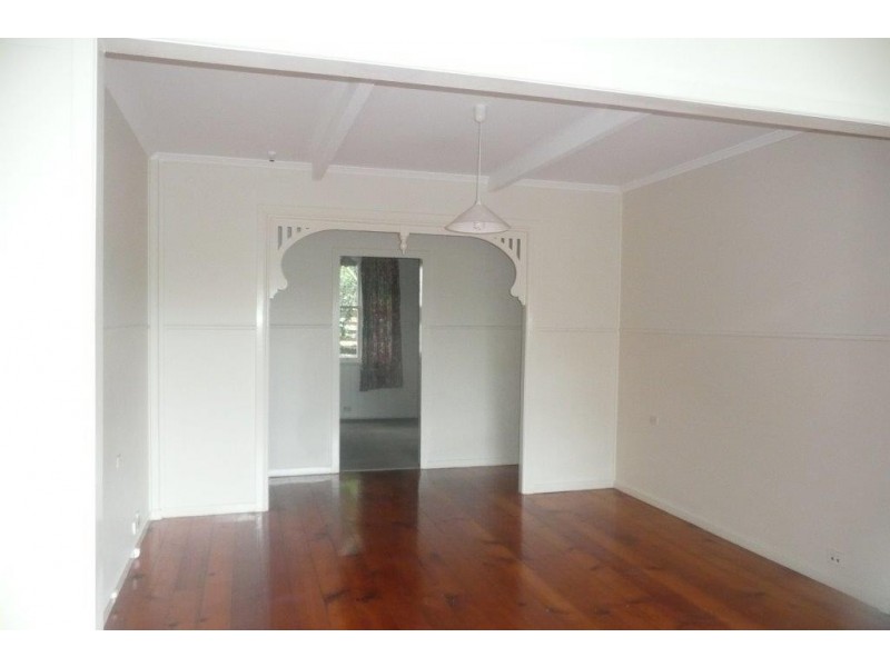 144 Russell Tce, Indooroopilly QLD 4068